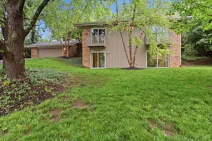 3622 Lobelia Dr, Blue Ash, OH 45241 - Photo 6