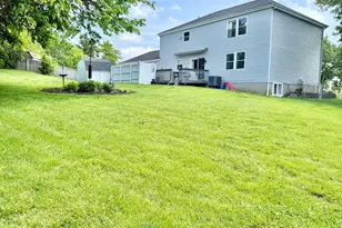 247 Heathrow Ct, Hamilton, OH 45013 - Photo 32