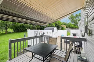 247 Heathrow Ct, Hamilton, OH 45013 - Photo 56