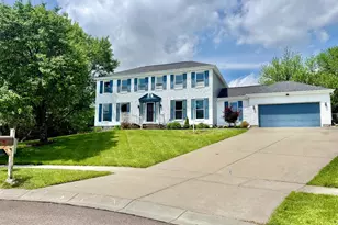 247 Heathrow Ct, Hamilton, OH 45013 - Photo 1