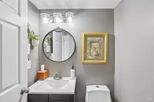 247 Heathrow Ct, Hamilton, OH 45013 - Photo 22