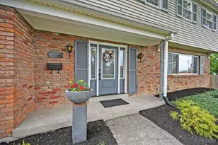 9891 Tollgate Ln, Montgomery, OH 45242 - Photo 4