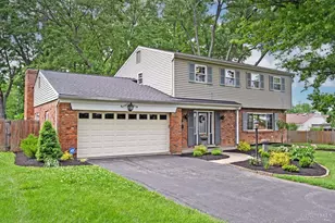 9891 Tollgate Ln, Montgomery, OH 45242 - Photo 2