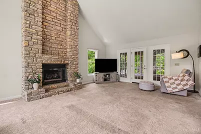 11411 Terwilligers Ridge Court, Symmes Township, OH 45249 - Photo 10