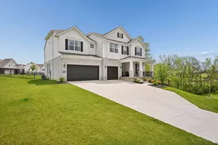 4929 Shadow Hawk Dr, Colerain Township, OH 45247 - Photo 2