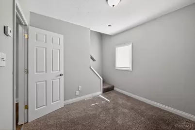 3718 Standish Avenue, Cincinnati, OH 45213 - Photo 8