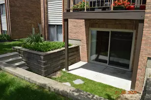 5981 Meadow Creek Dr, Miami Township, OH 45150 - Photo 2