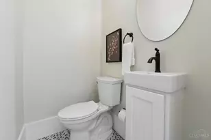 1978 Fairfax Ave, Cincinnati, OH 45207 - Photo 14