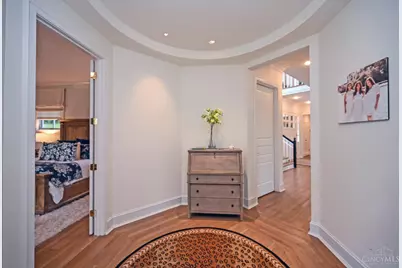 1300 Mistymeadow Lane, Cincinnati, OH 45230 - Photo 38