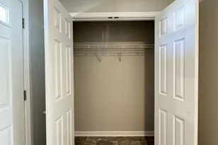 2905 Pine Leaf Ct, Hamilton, OH 45103 - Photo 8