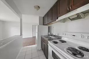 1209 W Galbraith Rd, Cincinnati, OH 45231 - Photo 12