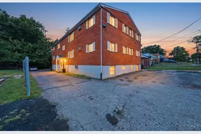 1209 W Galbraith Road, Cincinnati, OH 45231 - Photo 1