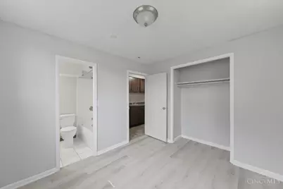 1209 W Galbraith Road, Cincinnati, OH 45231 - Photo 6