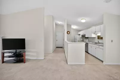 12031 Carrington Lane #206, Symmes Township, OH 45140 - Photo 8