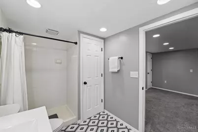 5692 Lauderdale Drive, Cincinnati, OH 45239 - Photo 48
