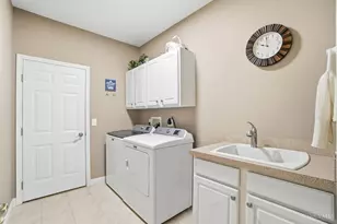 7673 Hempston Cir, Maineville, OH 45039 - Photo 16
