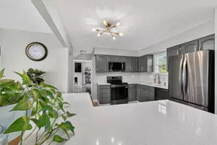 8713 Cox Rd, West Chester, OH 45069 - Photo 16