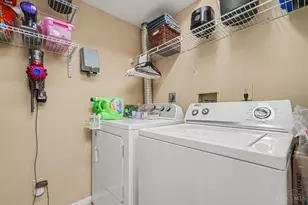 9805 Regatta Dr, Cincinnati, OH 45252 - Photo 14