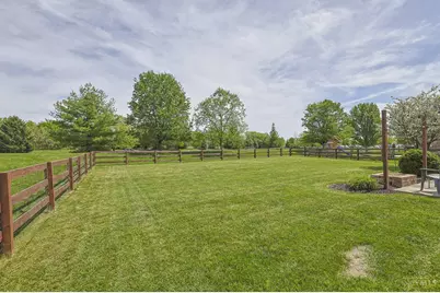 8040 South Port Drive, West Chester, OH 45069 - Photo 38