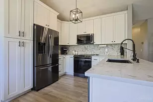 8040 S Port Dr, West Chester, OH 45069 - Photo 10