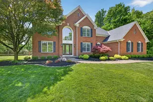 8105 Wycliffe Dr, Anderson Township, OH 45244 - Photo 2