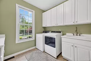 8105 Wycliffe Dr, Anderson Township, OH 45244 - Photo 28