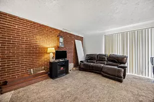 3324 Hanna Ave, Cincinnati, OH 45211 - Photo 4