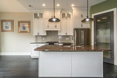 104 W Monument Avenue, Dayton, OH 45402 - Photo 18