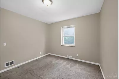 8668 Daly Road, Springfield Township, OH 45231 - Photo 16