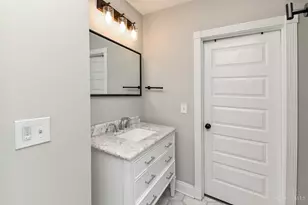2821 Ashland Ave, Cincinnati, OH 45206 - Photo 28