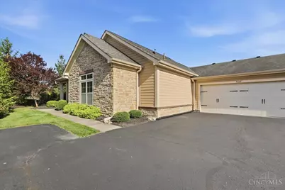 9107 Park Place Circle, West Chester, OH 45069 - Photo 2
