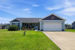103 Kayleigh Dr, Sterling Township, OH 45154 - Photo 1