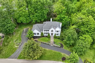 9218 Terwilligers Wood Ct, Symmes Township, OH 45249 - Photo 2