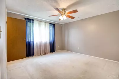 4204 Cannon Gate Drive, Union Township, OH 45245 - Photo 6