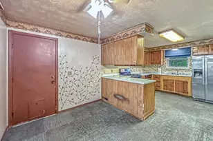 250 Sunnybrook Trail, Enon, OH 45323 - Photo 8