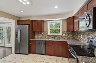 1344 Plazaview Ct, Anderson Township, OH 45255 - Photo 12