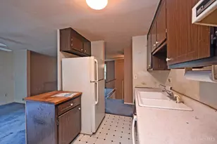 1047 Beacon St, Cincinnati, OH 45230 - Photo 10