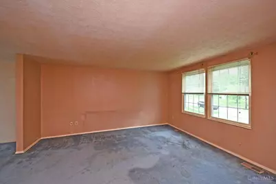 1047 Beacon Street, Cincinnati, OH 45230 - Photo 4