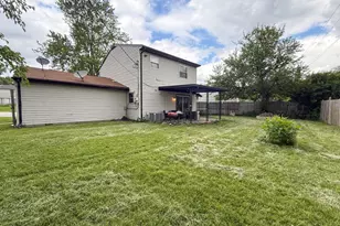 1811 Theresa Ct, Middletown, OH 45044 - Photo 2
