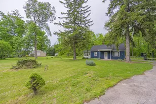 115 N Clayton Rd, New Lebanon, OH 45345 - Photo 2