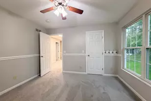 12173 Village Woods Dr, Sharonville, OH 45241 - Photo 16