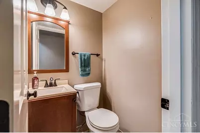 5558 Foxrun Court, Cincinnati, OH 45239 - Photo 20