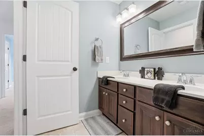 4643 Whispering Oak Trail, Cincinnati, OH 45247 - Photo 52