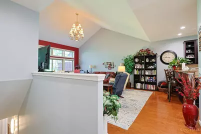 1701 Harmon Drive, Wyoming, OH 45215 - Photo 10