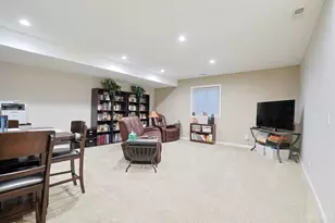 1701 Harmon Dr, Wyoming, OH 45215 - Photo 34