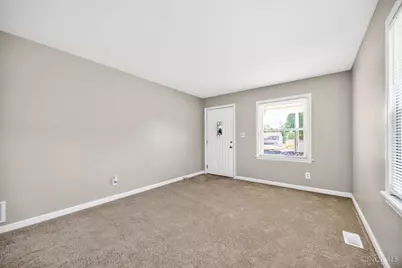 705 Kenworth Avenue, Hamilton, OH 45013 - Photo 8
