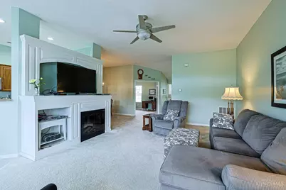 1612 Lakeshore Drive, Monroe, OH 45050 - Photo 6