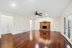 137 Palm Springs Dr, Fairfield, OH 45014 - Photo 14