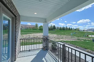 5019 Waterford Ln, Middletown, OH 45042 - Photo 2