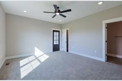 2795 Venice Crossing Drive, Ross Township, OH 45013 - Photo 28